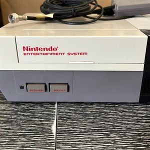 SOLD Nintendo Entertainment System *read description*